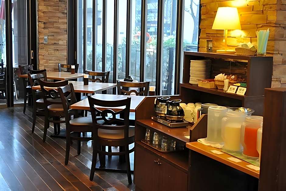 Apa Hotel Yokohama Kannai