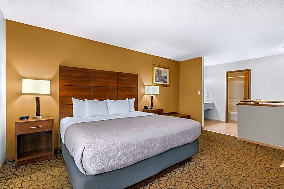 Quality Inn & Suites Manistique