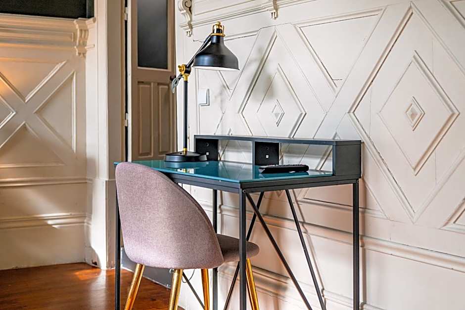 Casa dos Lóios by Shiadu