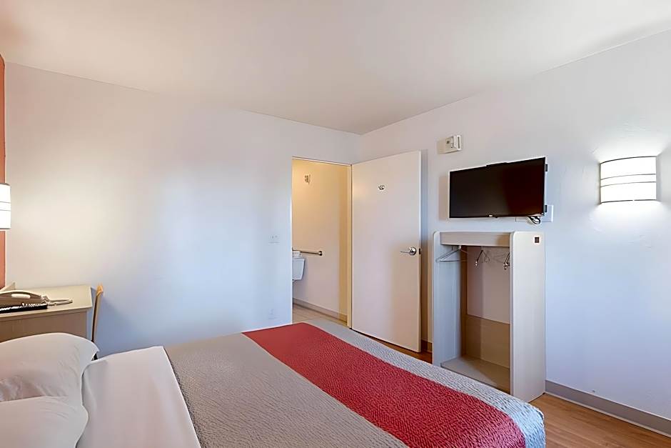 Motel 6-Mcallen, TX