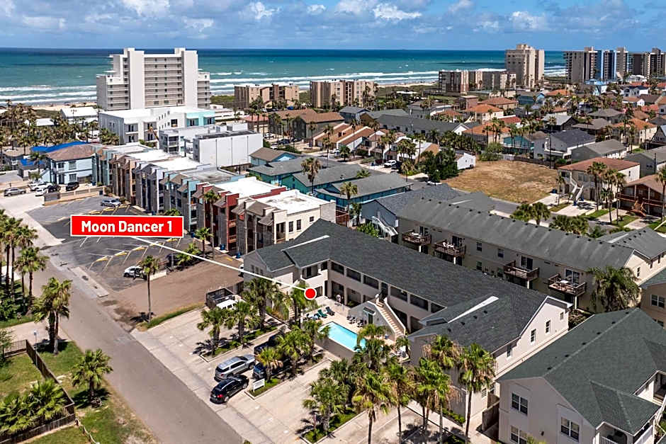 Little Get-Away By The Beach ,Moondancer