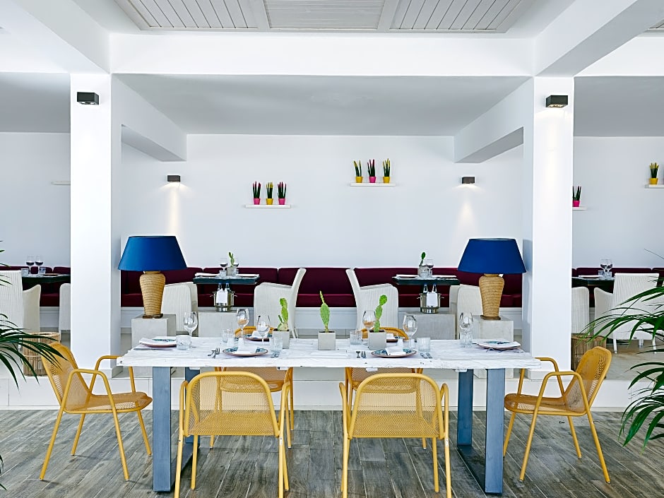 Grecotel LUX ME White