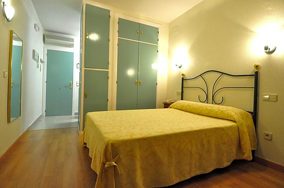 Hotel Apartamentos Aralso Sotillo