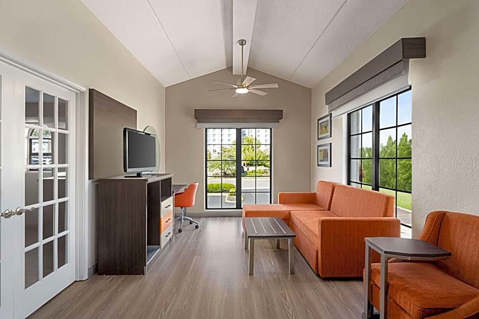 La Quinta Inn & Suites by Wyndham Lexington