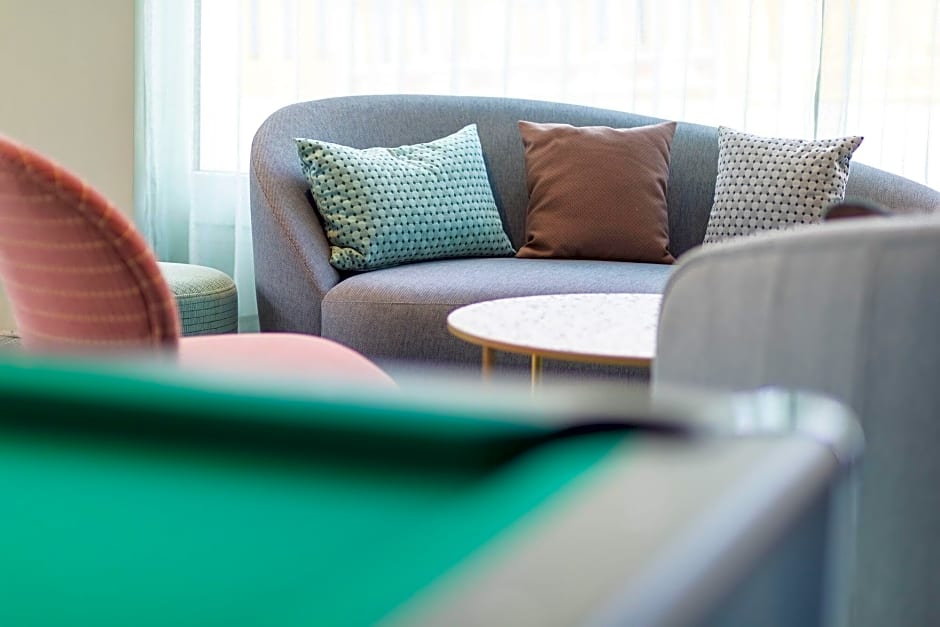 Capri By Fraser Leipzig