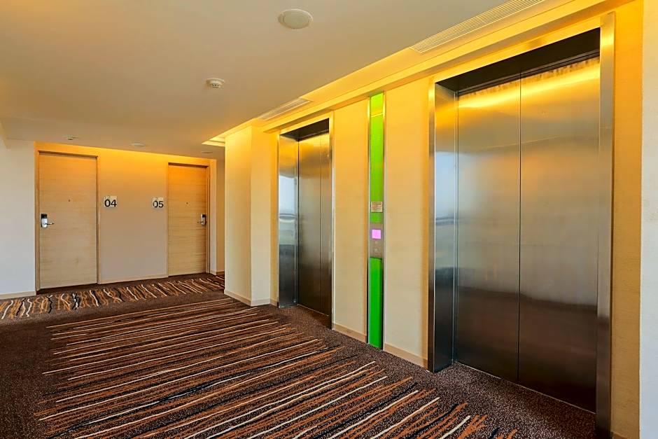 Holiday Inn Express Semarang Simpang Lima By IHG