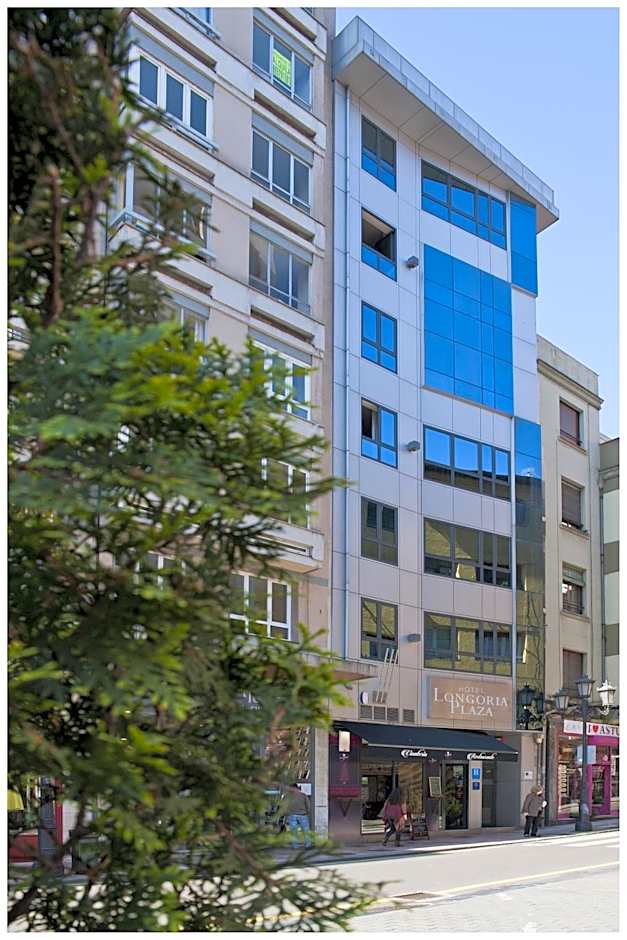 Duerming Longoria Plaza Hotel
