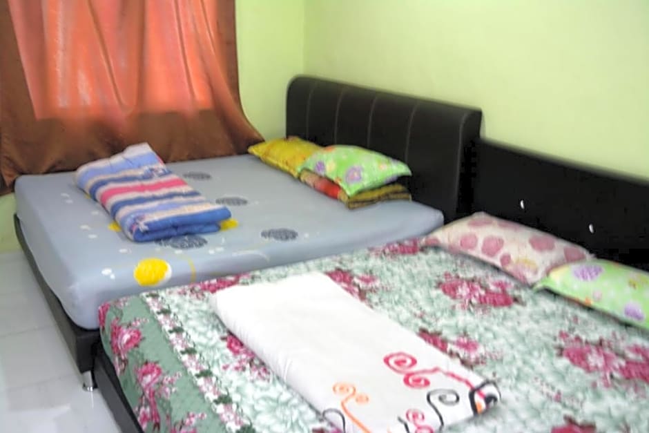 OYO 90765 Hotel Bajet Pulai