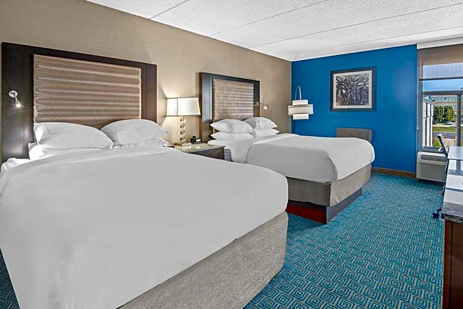 DoubleTree by Hilton Roseville Minneapolis