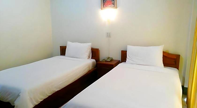 Sisavath Hotel