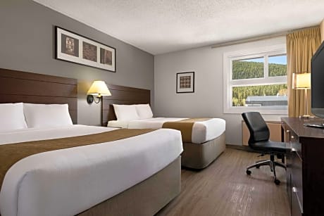 2 Queen Beds Non-Smoking