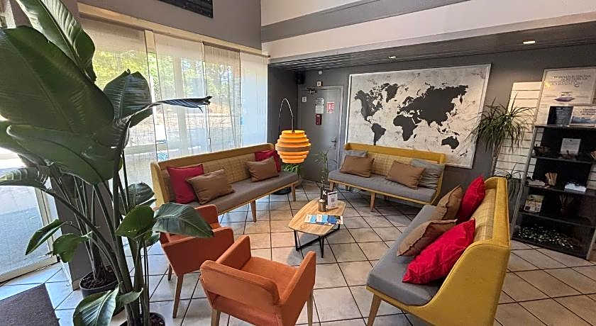 Kyriad Hotel Montpellier Centre Antigone