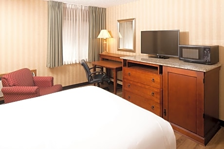 Queen Room - Disability Access