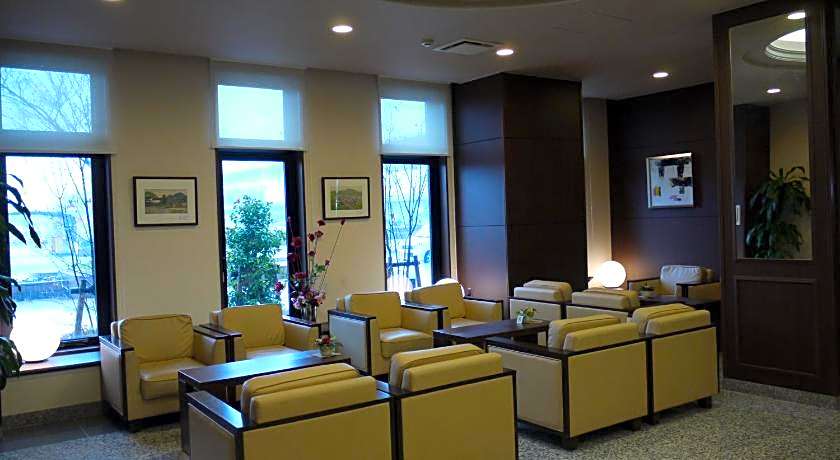 Hotel Route-Inn Gifuhashima Ekimae