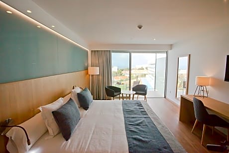 DOUBLE WITH BALCONY POOL AND SEA VIEW