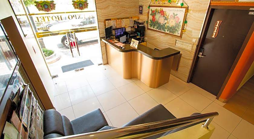 Expo Hotel