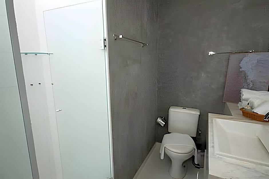 Sobrado com 1 suite 2 quarto ar 1km Shopping JL