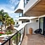 Beachfront 2BR Apartment at Tankah Bay