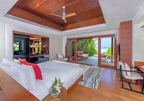 Deluxe Beach Villa