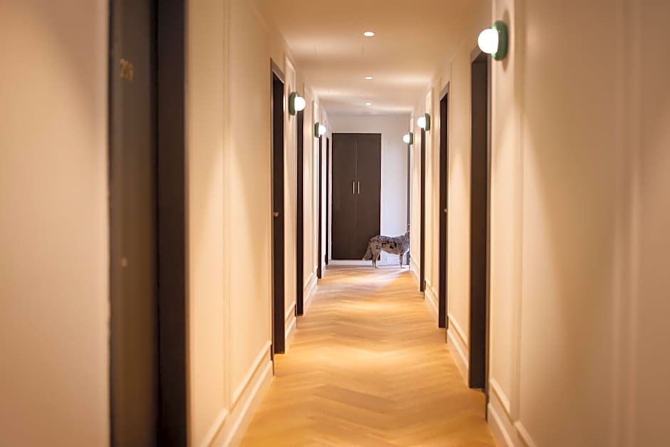 Monochrome - by Loginn Tel-Avivian hotels