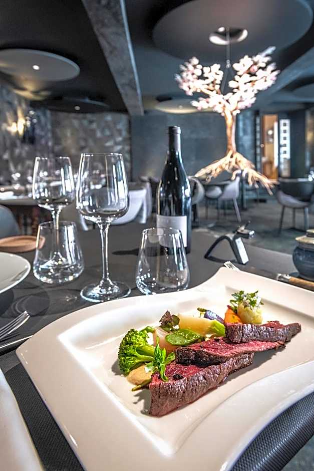 Logis Hôtel Restaurant Gilles Moreau Laguiole