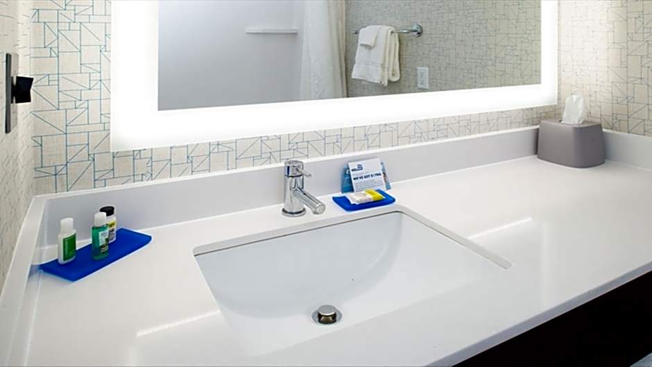 Holiday Inn Express Cincinnati West By IHG