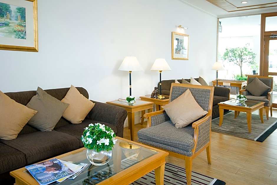 Classic Kameo Hotel and Serviced Apartments Sriracha