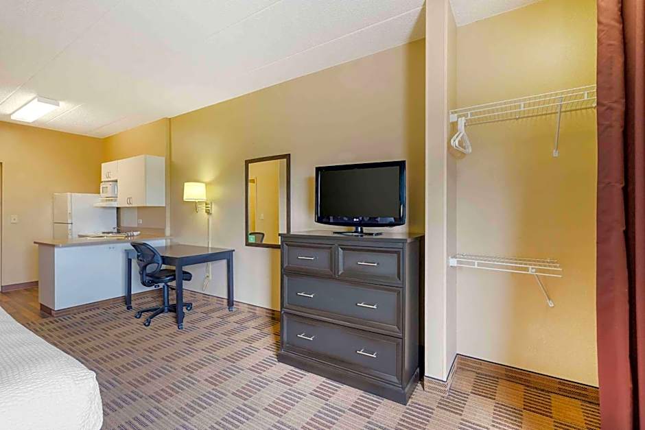 Extended Stay America Suites - Chicago - Elmhurst - O Hare