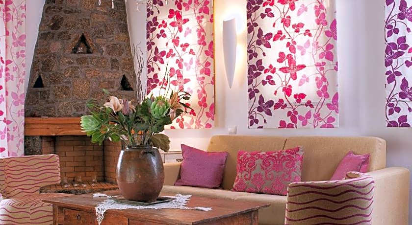 Arte And Mare Luxury Suites And Spa Hotel