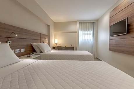 Standard Twin - 2 Single Beds