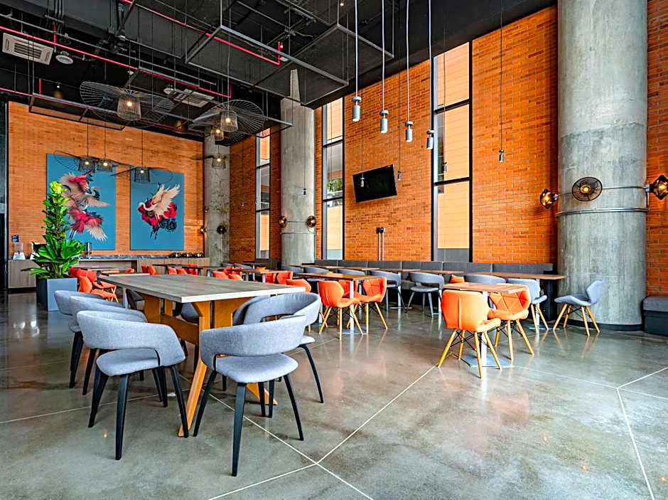 Aloft Guadalajara Sur