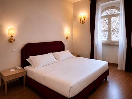 Standard Double or Twin Room with Internal View
