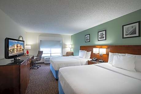 Queen Room with Two Queen Beds - Non-Smoking