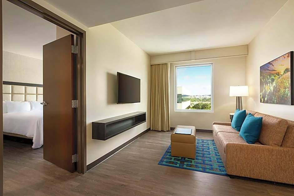 Embassy Suites By Hilton San Antonio Landmark