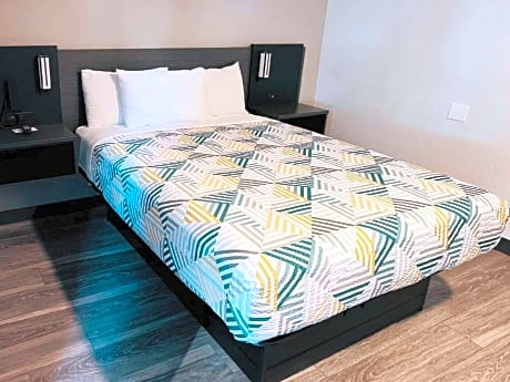 Accessible Queen Size Bed
