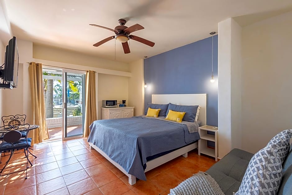 MariaMar Suites