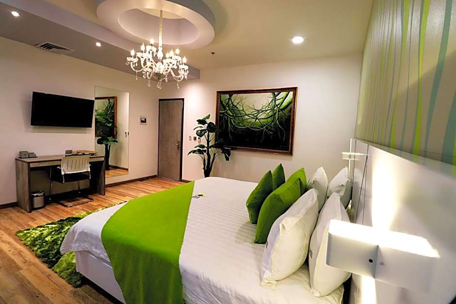 Luma Plaza Hotel