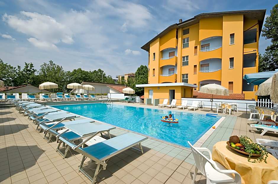 Parador Hotel Residence