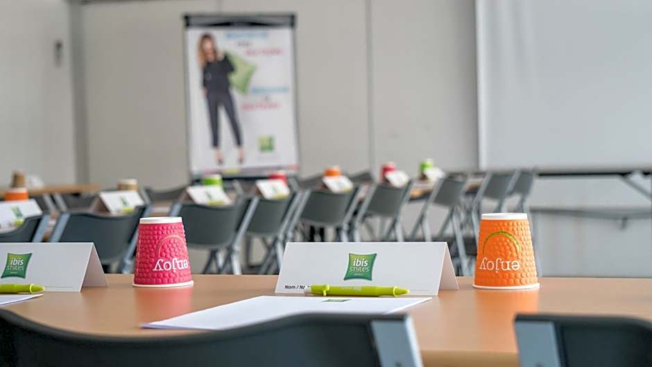 ibis Styles Perpignan Canet En Roussillon