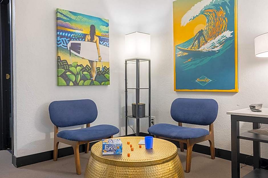 The Highlander Hotel Iowa City, an Ascend Collection Hotel