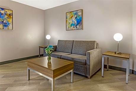 King Room with Balcony