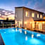Petit Hotel