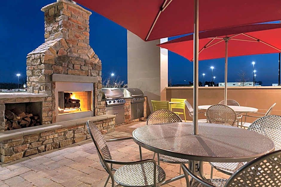 Home2 Suites by Hilton Champaign/Urbana