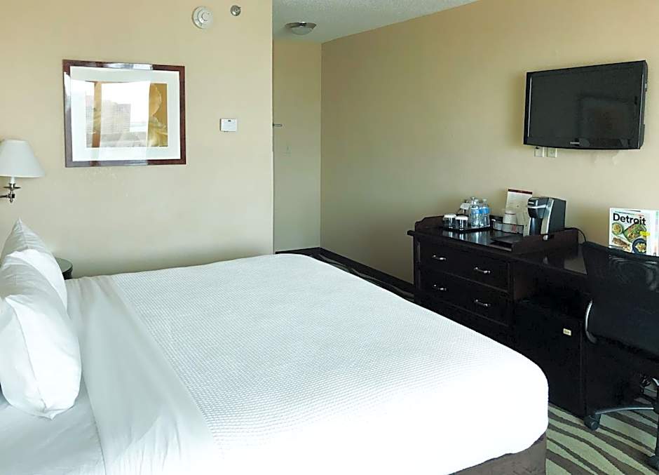 Fort Pontchartrain Detroit, a Wyndham Hotel