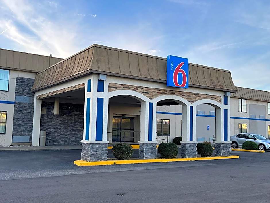 Studio 6 Suites Springfield, OH