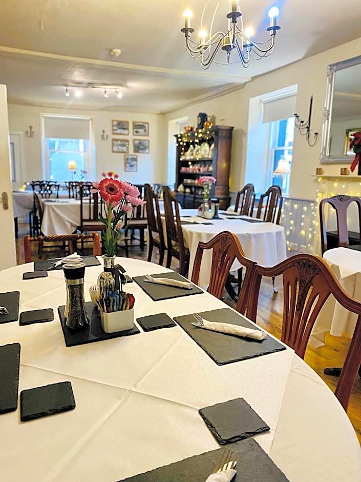 Newcastle Arms Hotel