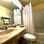 Ramada by Wyndham Los Angeles/Wilshire Center