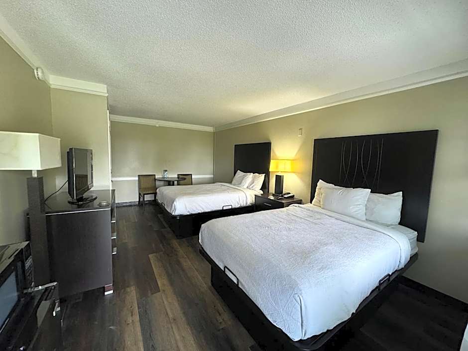 Quality Inn & Suites Tuscaloosa near University