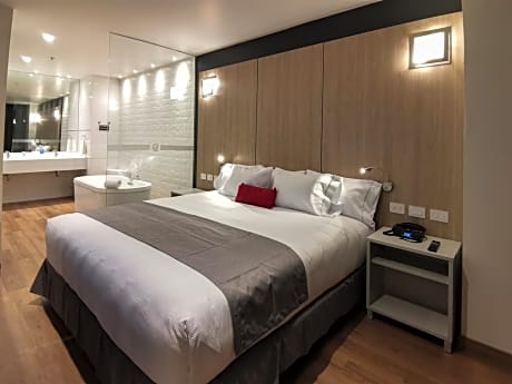 Ramada Encore by Wyndham Monterrey Apodaca Zona Aeropuerto
