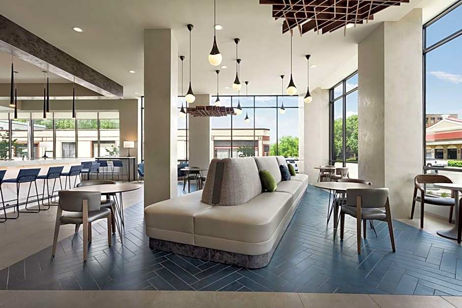 Home2 Suites by Hilton Minneapolis University Area